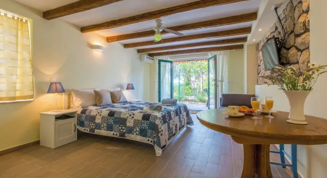 Студия Apartments Neno