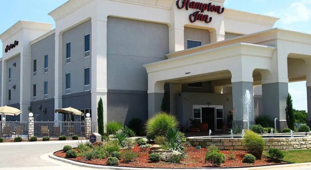 Двухместный люкс c 1 комнатой Hampton Inn Brownwood