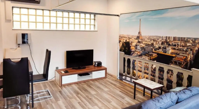 Коттедж c 1 комнатой Bungalow Alex