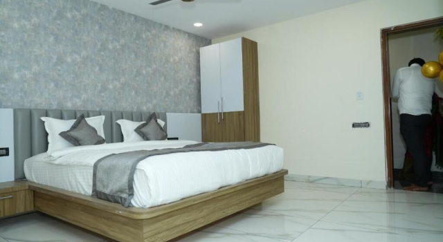 Hotel Phoenix Grand, Rezerwuj Hotel Hotele w Andhra Pradesh z parkingiem, Parking