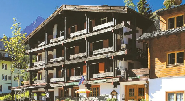 Ferienwohnung mit Sauna in Gargellen - A 064.006 - 8, Book Apartment Hotels in Vorarlberg with Parking, Parking