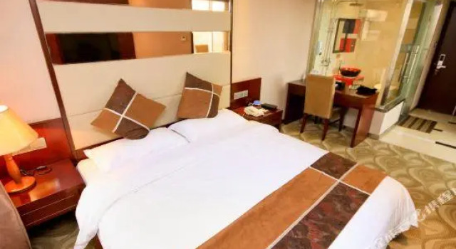Rosefinch Hotel, Rezerwuj Hotel Beilin Xi'an, w pobliżu Tiyuchang Station