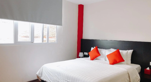 Двухместный номер Deluxe AncyrA TamTam Hotel Center Old Quarter - Next to Hoan Kiem Lake