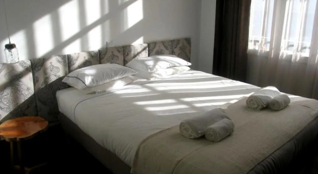 Апартаменты Rosa Biscoito Suites