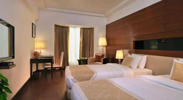Tulip Inn Gurgaon, Забронировать Отель Гургаон 