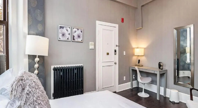 Suites At 143 Arlington Street