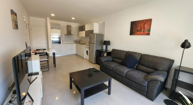 MH Apartments AB13