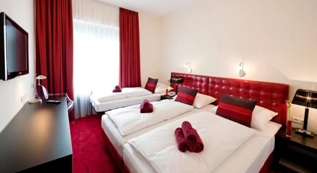 Трёхместный номер Standard Hotel Esplanade
