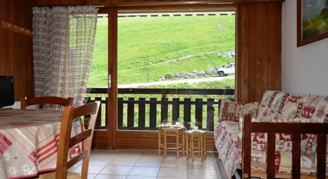 Appartement Le Grand-Bornand, 1 pièce, 4 personnes - FR-1-241-6, Prenota Appartamento Hotel a Alvernia con parcheggio, Parcheggio