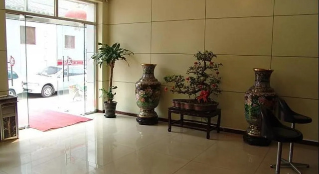 Beijing Wangfujing Chunhao Hotel, Забронировать Отель Дунчэн Пекин, рядом с Meridian Gate