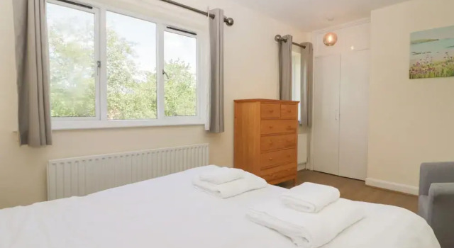 Jubilee Two Bedroom House Pet Friendly, Varaa Lomakoti Mökit kohteessa Merseyside, Mökki