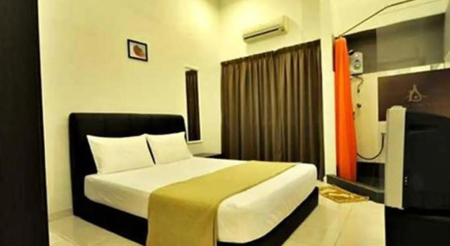 Leisure Home Stay @ Taman Segar