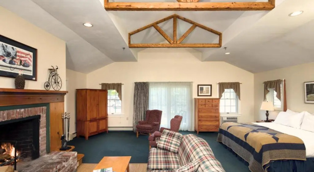 Люкс Superior Country Inn at Camden Rockport