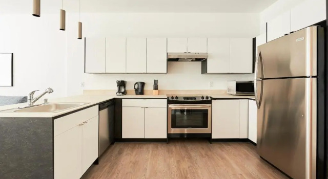 Студия Vibrant Uptown Suites by Sonder