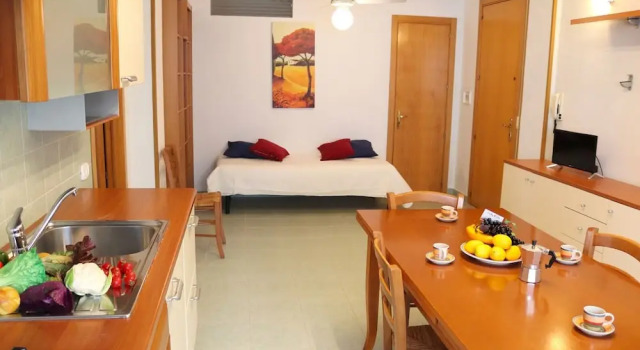 Коттедж с 2 комнатами с балконом и с видом на город Holiday Apartment Karm Otranto 6 Places