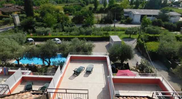 Апартаменты с балконом Holidays Residence