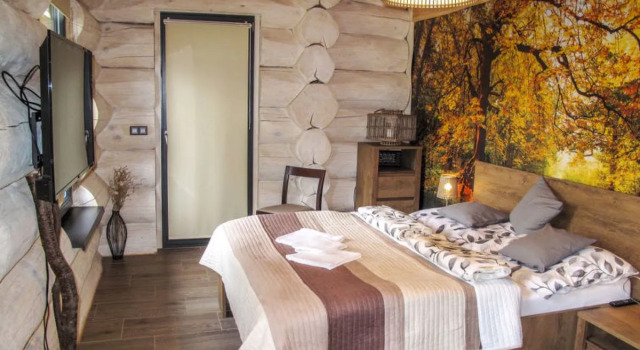 Chalet Srub Kuří Benesov nad Cernou, Reservar Chalé  