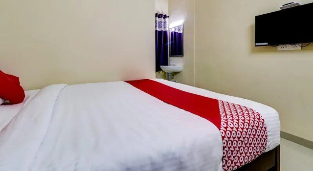 OYO 49167 Uv Residency, Забронировать Отель Отели Коимбатур 3 звезды, 3*