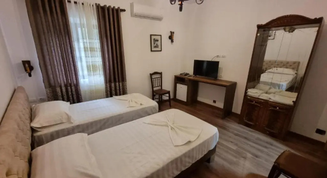 Villa Landi, Book Villa Sommerhuse i Berat, Hytte