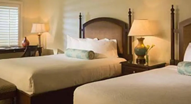 Четырёхместный номер Standard с балконом Kimpton Vero Beach Hotel & Spa by IHG