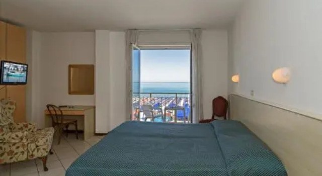 Hotel Rialto Suisse, Забронировать Отель Отели Версилия 3 звезды, 3*