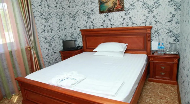 Deluxe Zimmer Maximum Hotel