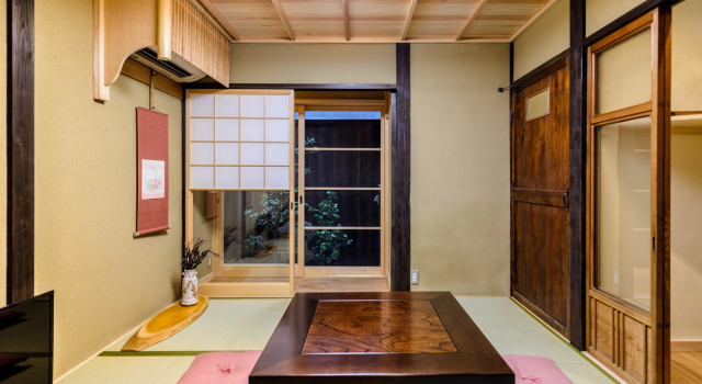 Вилла Classic Nadeshiko Shirakawa Machiya House