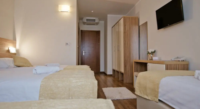 Семейный номер Standard с видом на город Hotel Luna