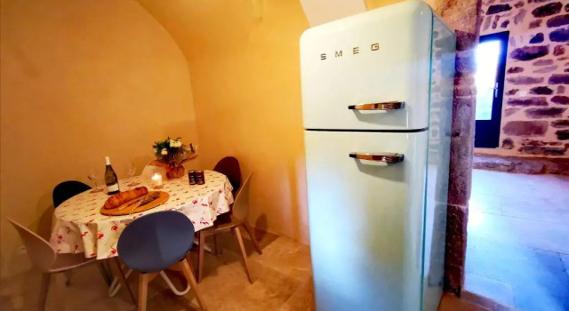 Коттедж с 2 комнатами Magnifique gîte en pierres 6 personnes avec piscine privée Ardèche plein sud