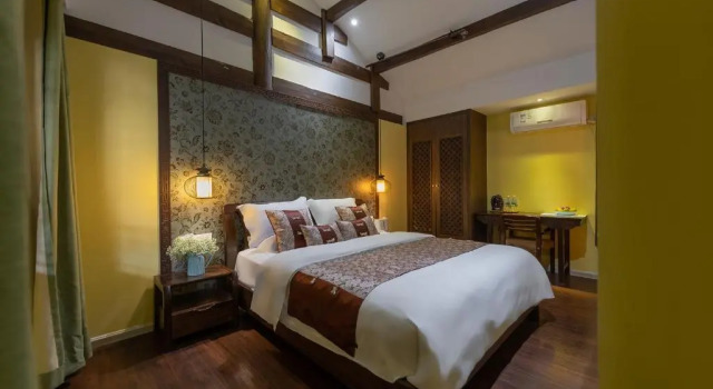 Номер Classic Lijiang Gui Yuan Tian Ju Guesthouse