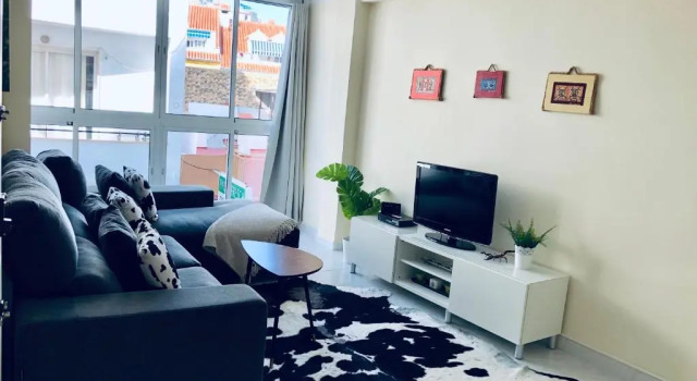 Beautiful modern apartment 100m from the sea