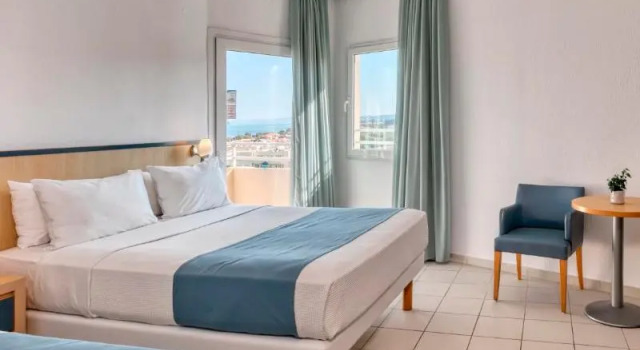 Номер Standard Atlantica Ocean Beach Resort