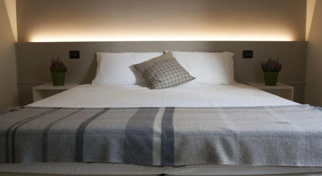 La Castellana B&B, Book Bed and Breakfast Carugate Lombardy