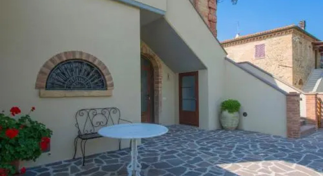 Podere Sant Elisa 157S, Prenota Hotel Pomarance 