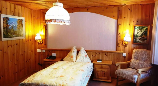 Шале Alpine Budget Rooms by Täscherhof