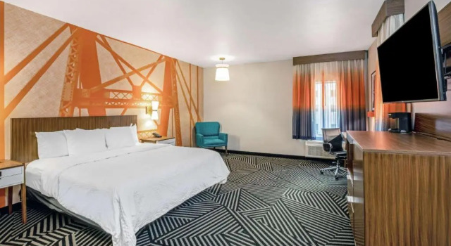 Номер Standard La Quinta by Wyndham Waco Baylor Downtown