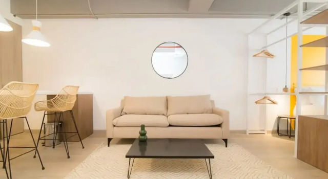 w Lovely Loft in Laureles, Забронировать Апартаменты/квартира Отели Медельин с парковкой, рядом с Парк Белен, Парковка