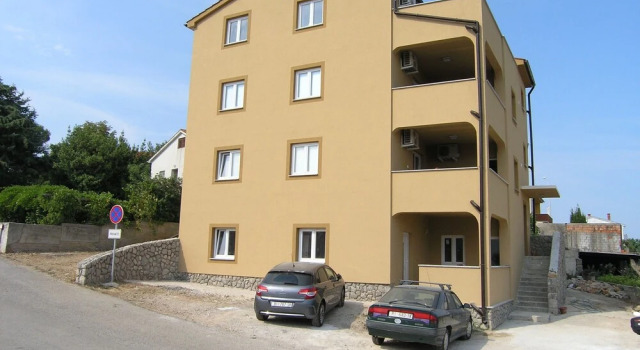 Apartment Goran, Забронировать Апартаменты/квартира Отели Крка с парковкой, рядом с Krk Harbour, Парковка