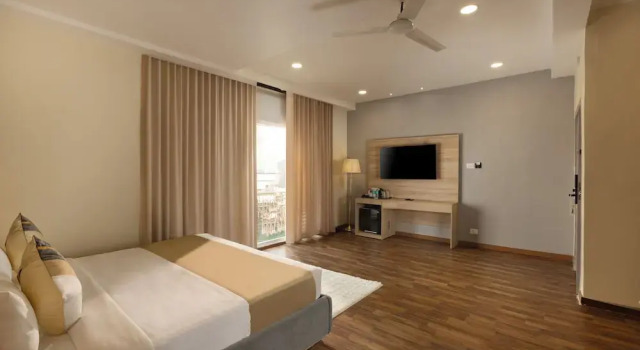 Люкс asar Capoors Hotel Hazratganj by Orion Hotels