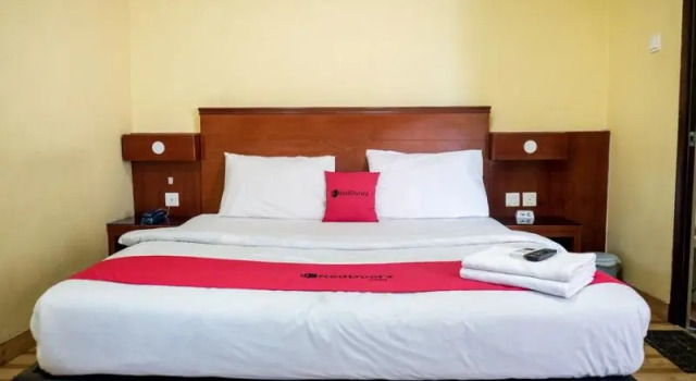 Двухместный номер Premium RedDoorz Plus near DC Mall Batam