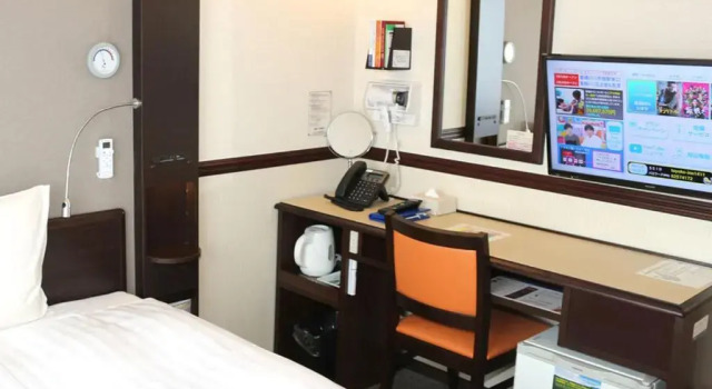 Двухместный номер Toyoko Inn Tsu eki Nishi guchi