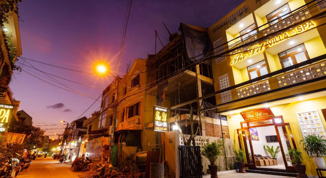 The Lit Villa