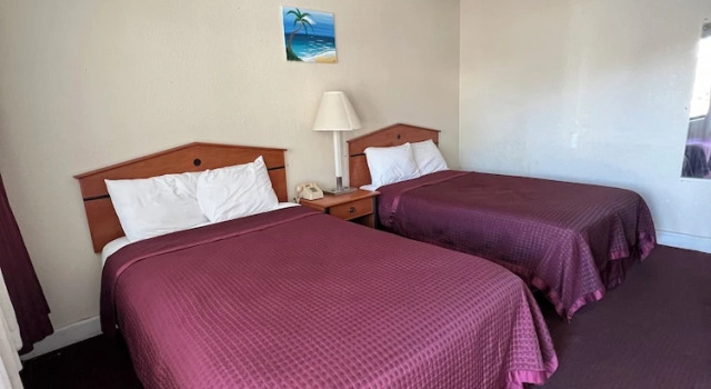 Четырёхместный номер Standard Budget Inn Ocala