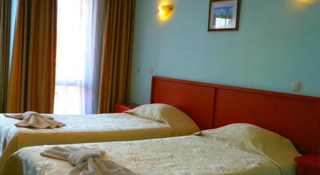 Двухместный номер Standard с балконом Family Hotel LILI