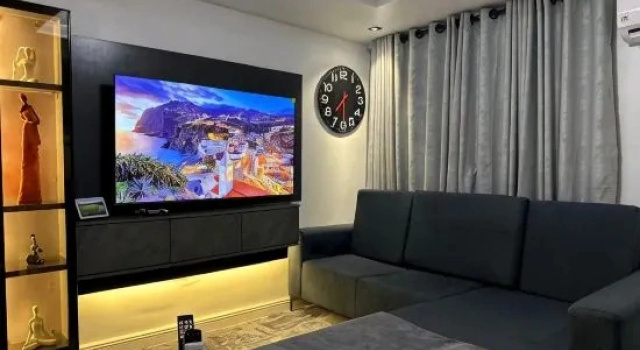 Апартаменты Luxurious Abuja Apartment With Private Entrance & Central AC