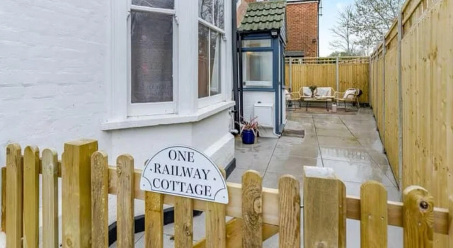 Romantic 1-bed House in Whitstable Real gem !