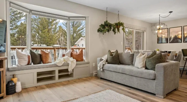 Nordic Village I Balcony & BBQ I Sleeps 17 I TV