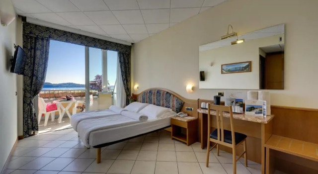 Двухместный номер Standard с видом на озеро Hotel Residence Zust