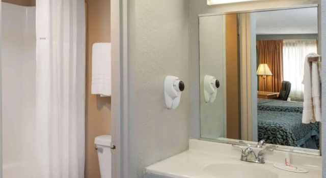 Номер Standard Days Inn by Wyndham Farmer City