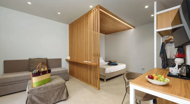 IL MARE DENTRO SUITES, Book Guesthouse Hotels in Sicily with Parking, Parking